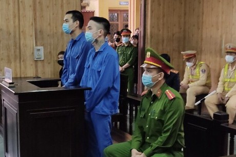 Tuyên án những bị cáo nã đạn nhập xe pháo của Dương Minh Tuyền