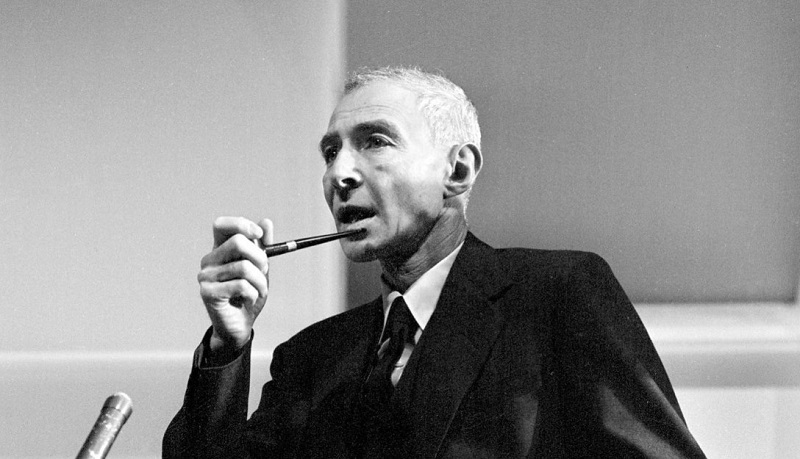 Những điều đen tối trong cuộc đời của Oppenheimer