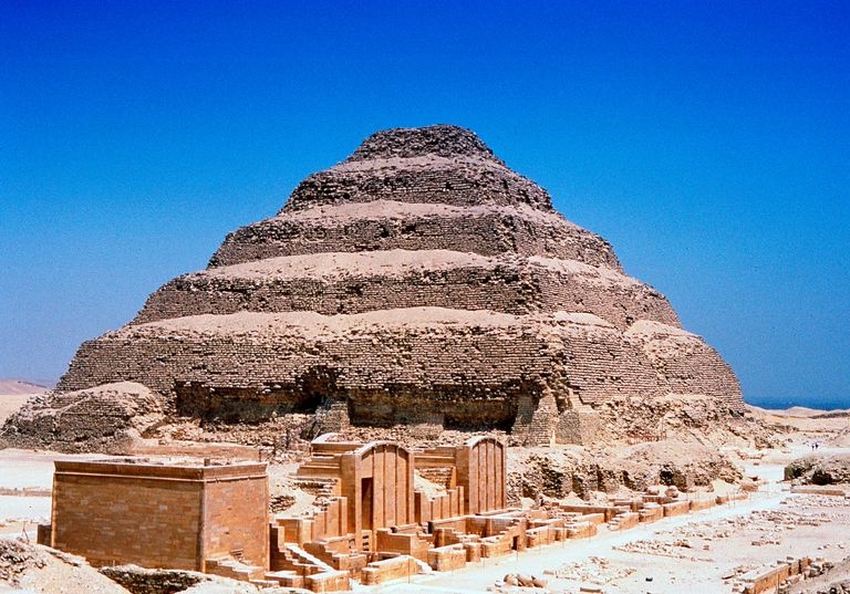 Những điều chưa biết về kim tự tháp Djoser